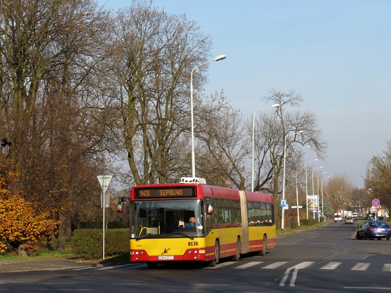 Volvo 7700A #8136