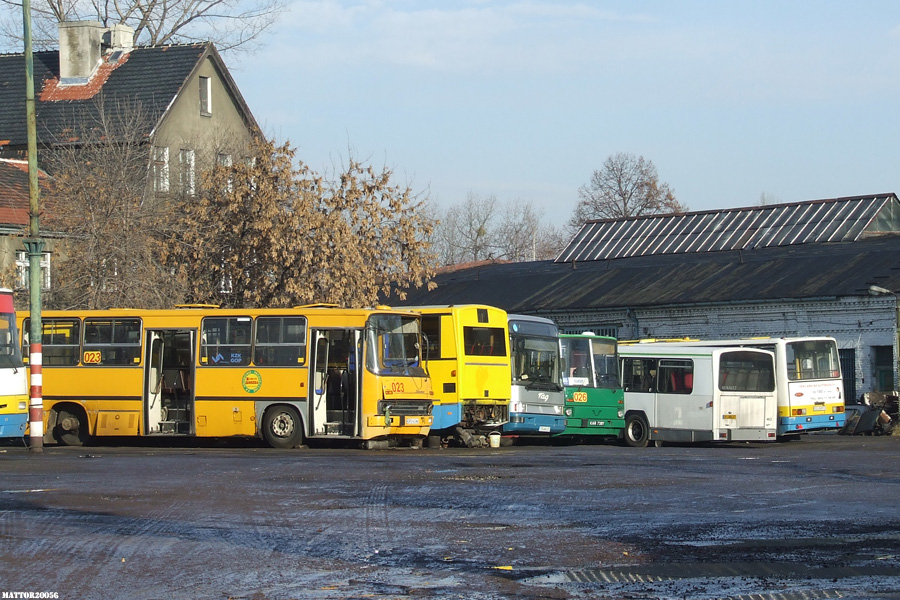 Ikarus 260.06 #023