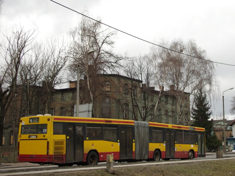 Volvo B10LA Carrus #01