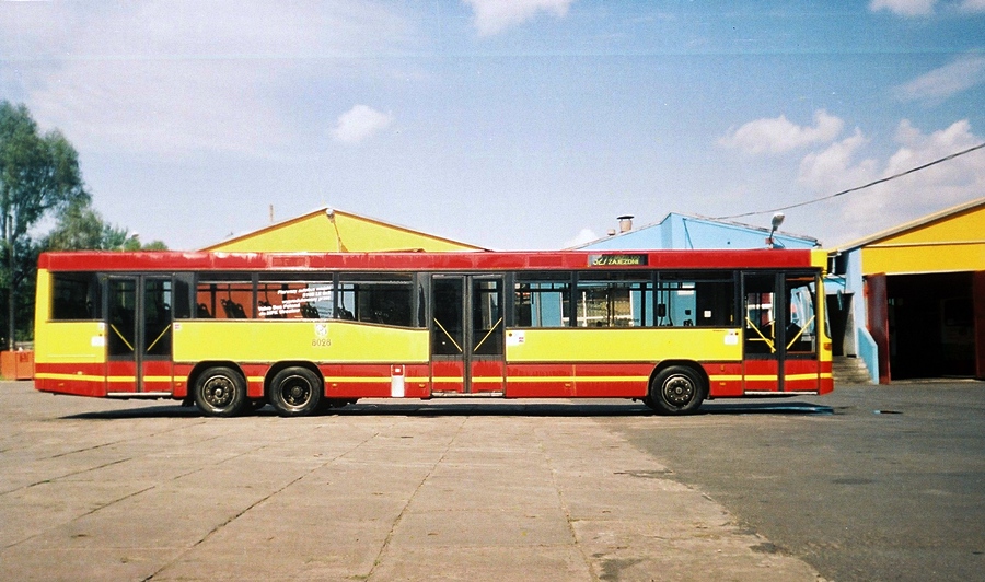 Volvo B10BLE 6x2 / Carrus City #8028