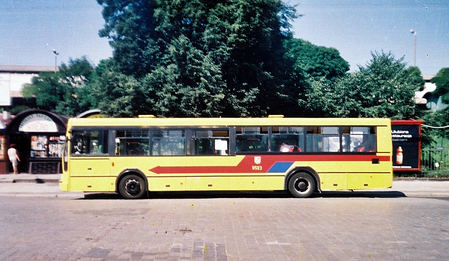 Jelcz M121M #9523