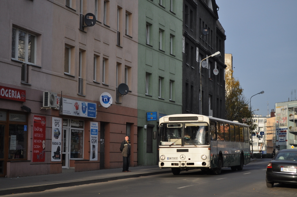 Mercedes O307 #DW 7383E