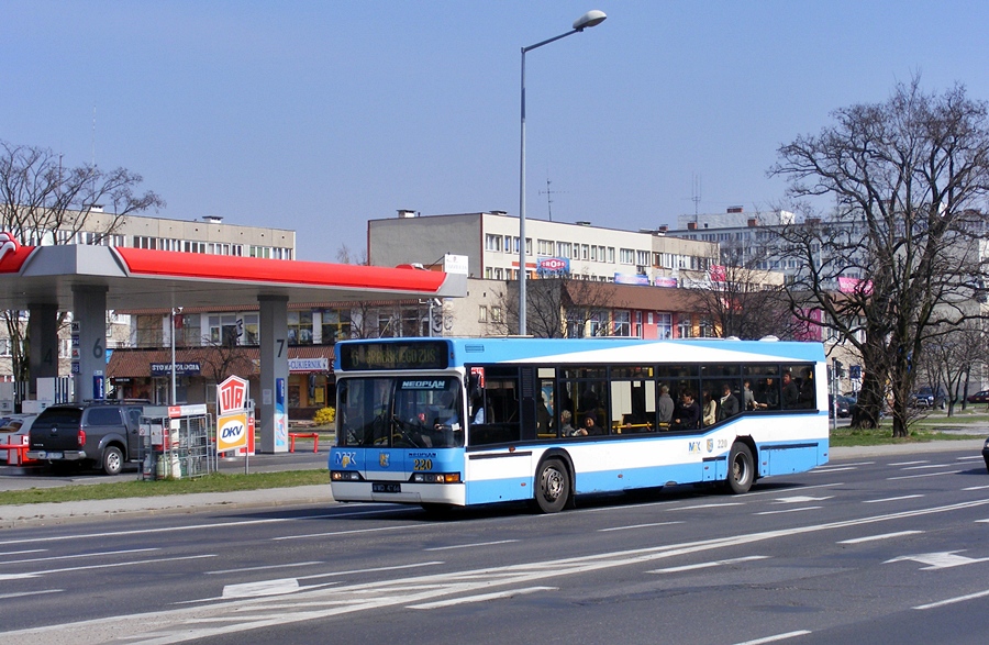 Neoplan N4016 #220