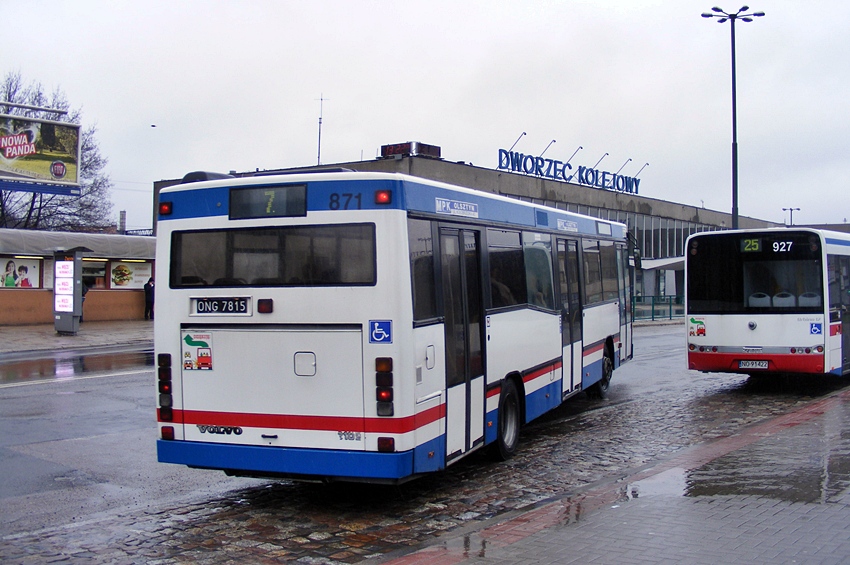 Volvo B10BLE Carrus #871