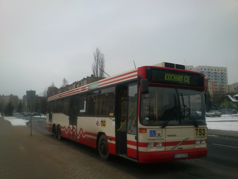 Volvo B10BLE 6x2 Carrus #753