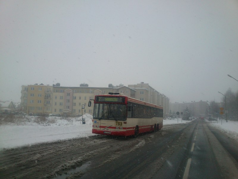 Volvo B10BLE 6x2 / Carrus #753