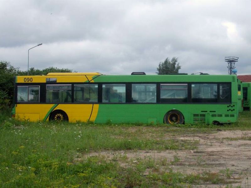 Volvo B10L-3000 CNG #090