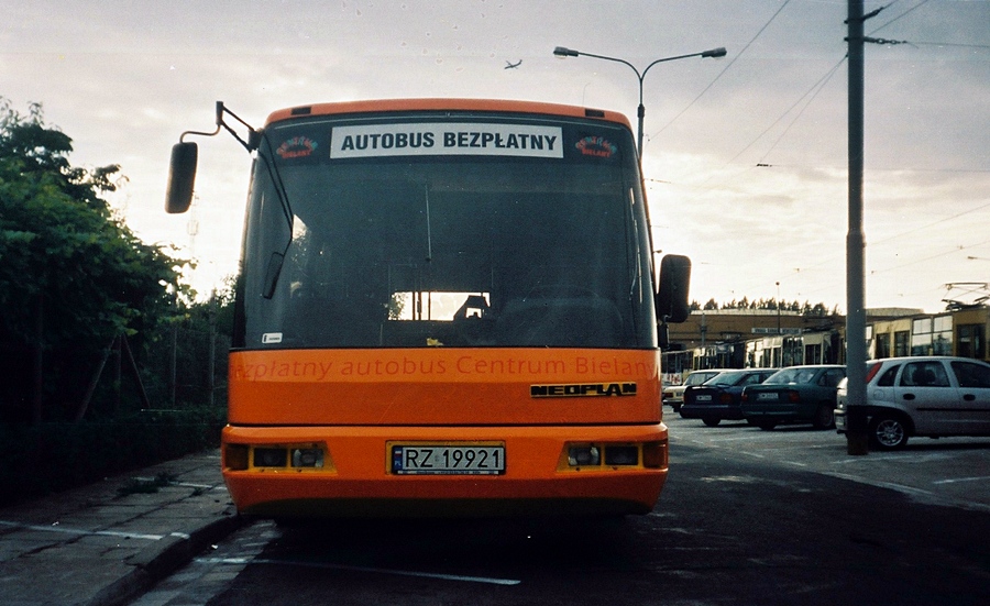 Neoplan N8012 Metroliner #RZ 19921