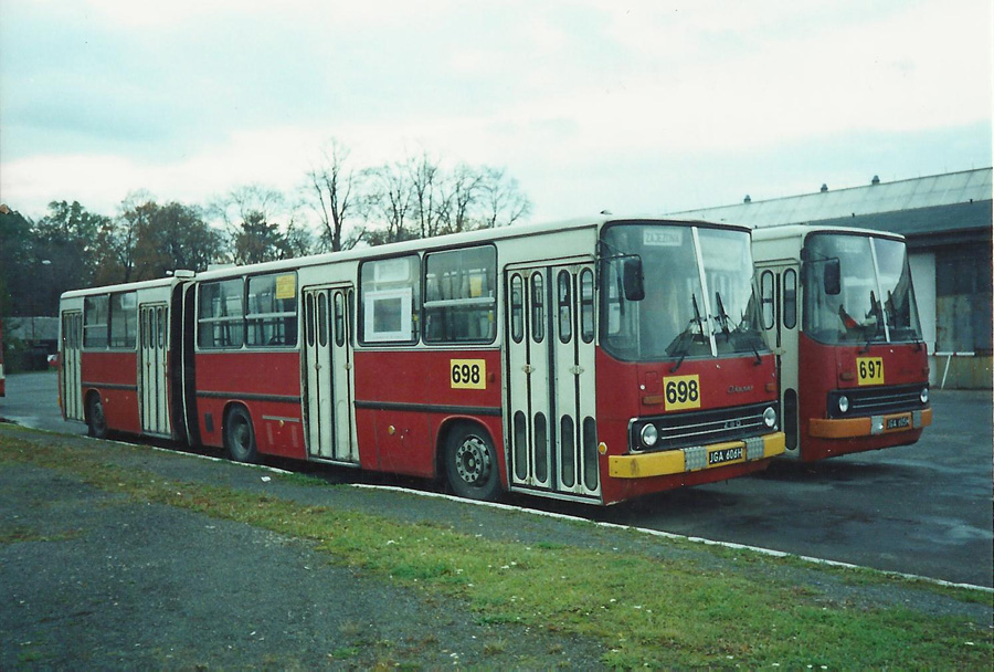 Ikarus 280.26 #698